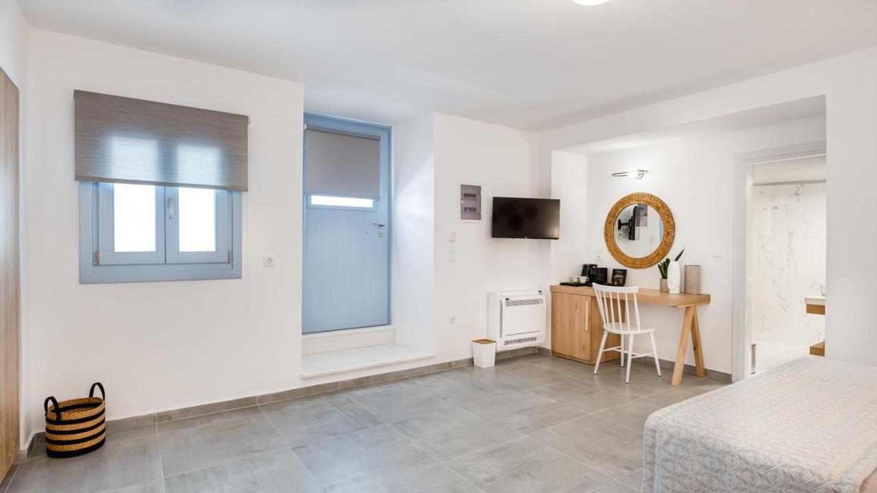 ホテル Lumiere Spetses エクステリア 写真