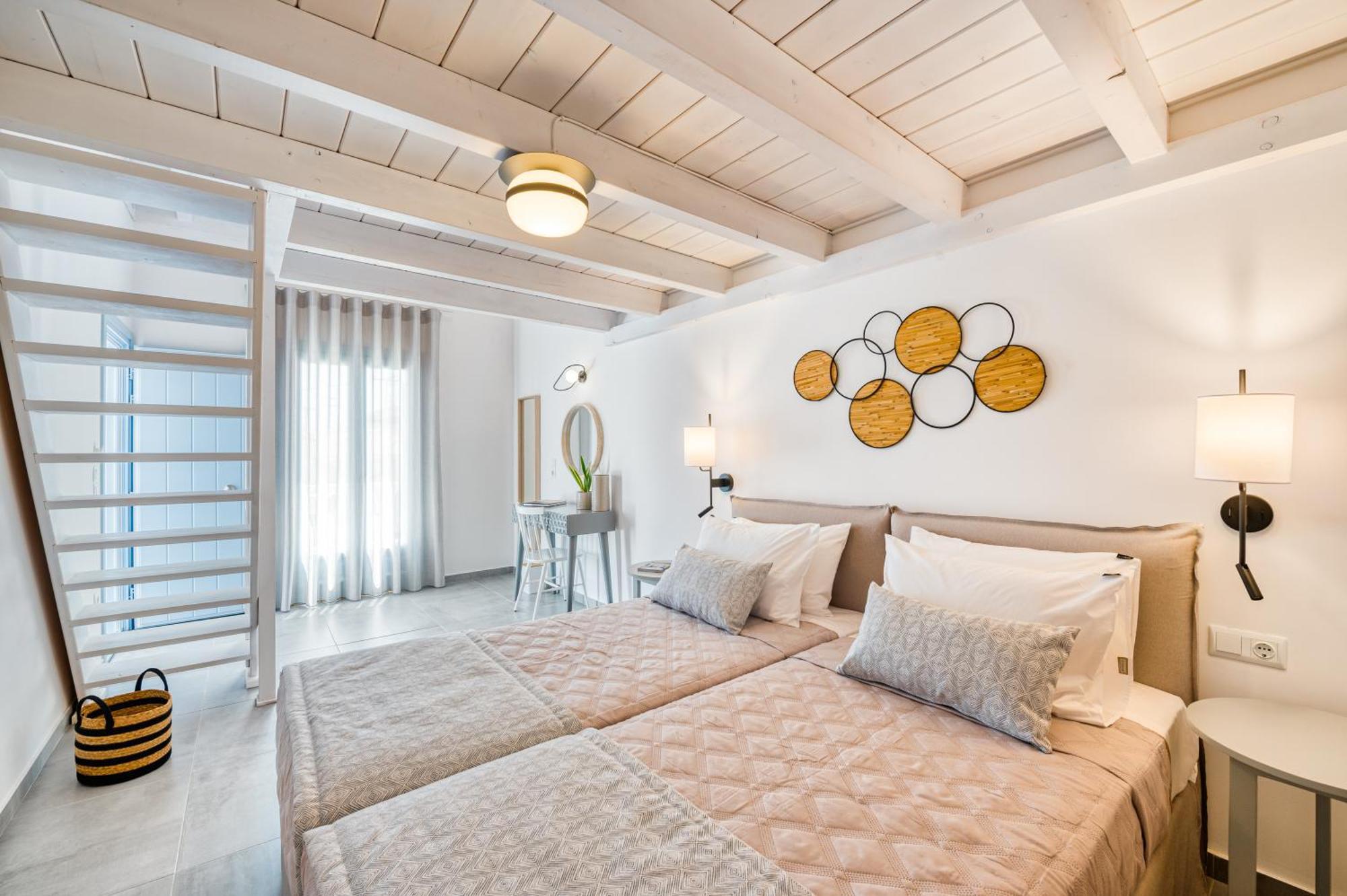 ホテル Lumiere Spetses エクステリア 写真