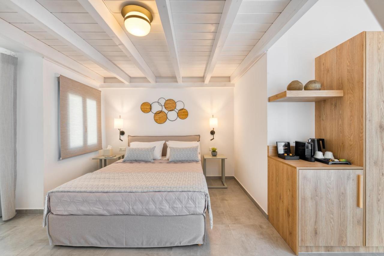 ホテル Lumiere Spetses エクステリア 写真